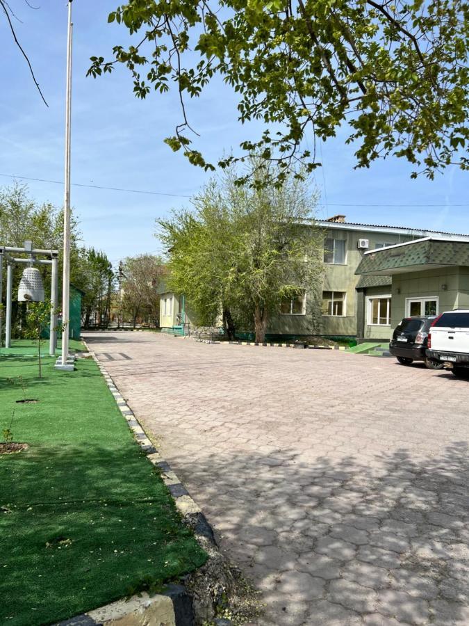 Green Hotel Atyraū Dış mekan fotoğraf