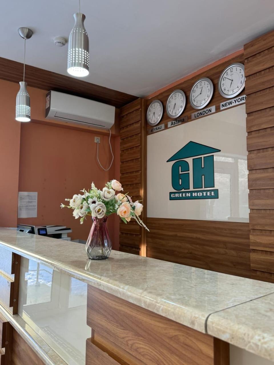 Green Hotel Atyraū Dış mekan fotoğraf