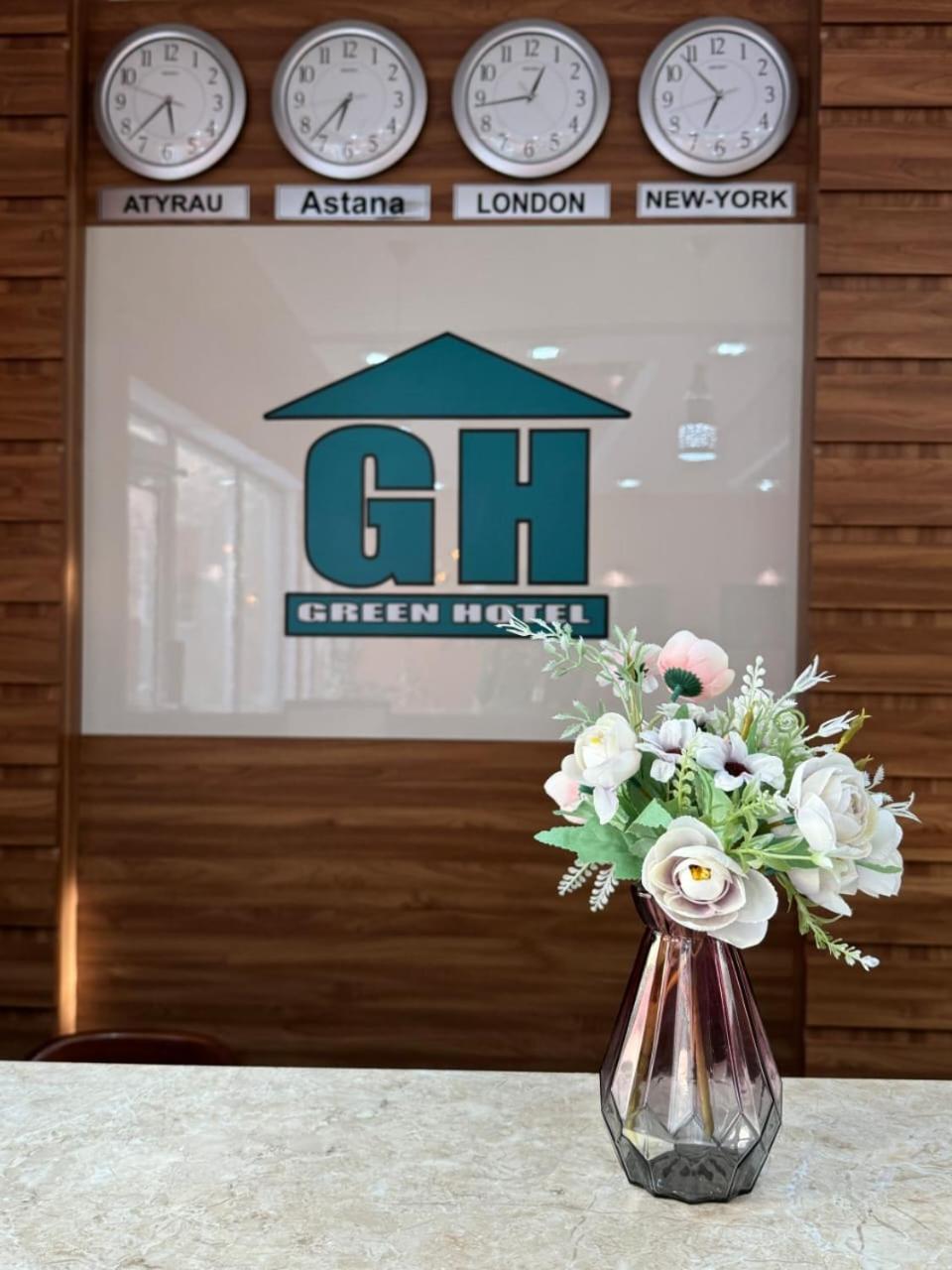 Green Hotel Atyraū Dış mekan fotoğraf